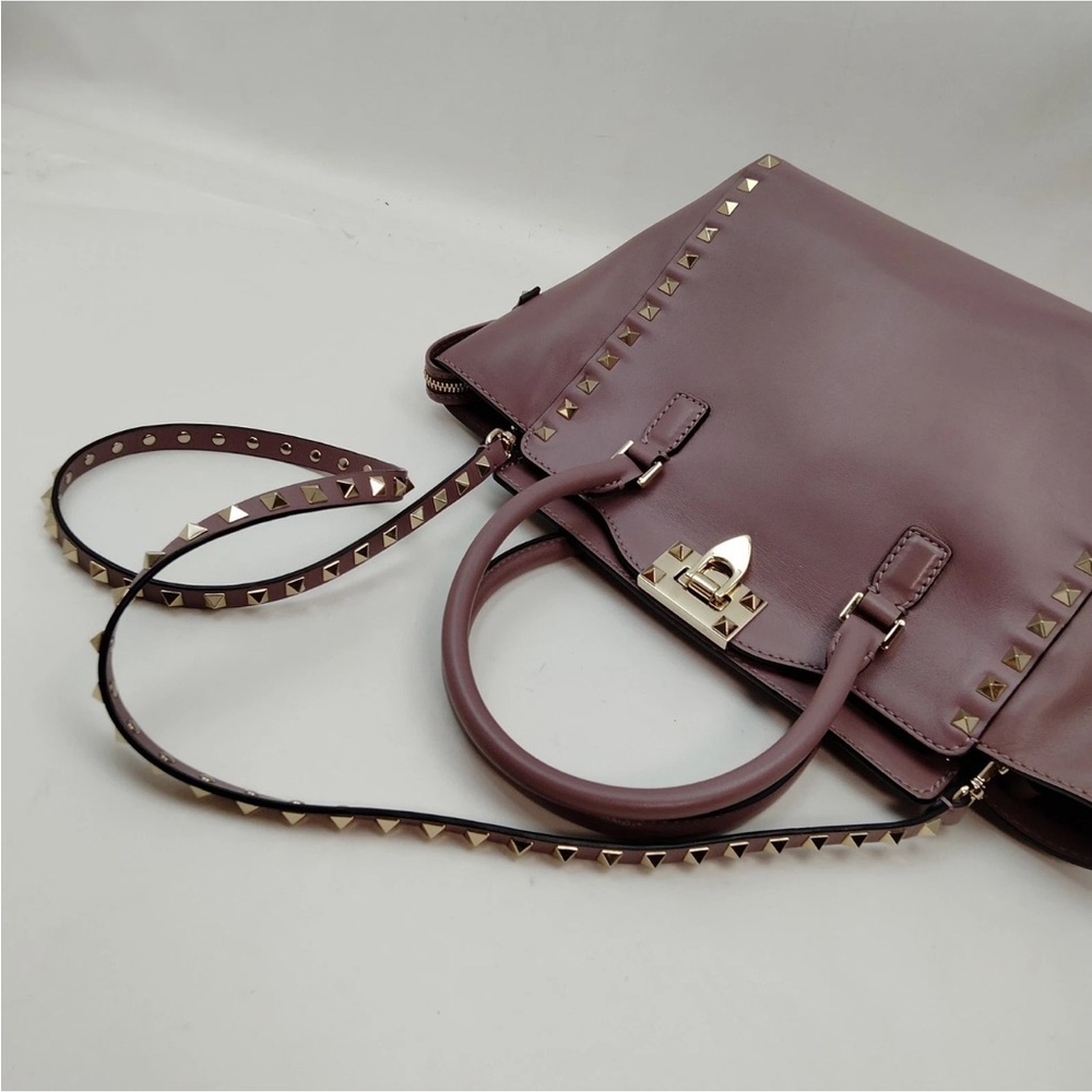 351. Valentino Garavani Rockstud Purple Rigid Leather with Gold Studs - Picture 5 of 9